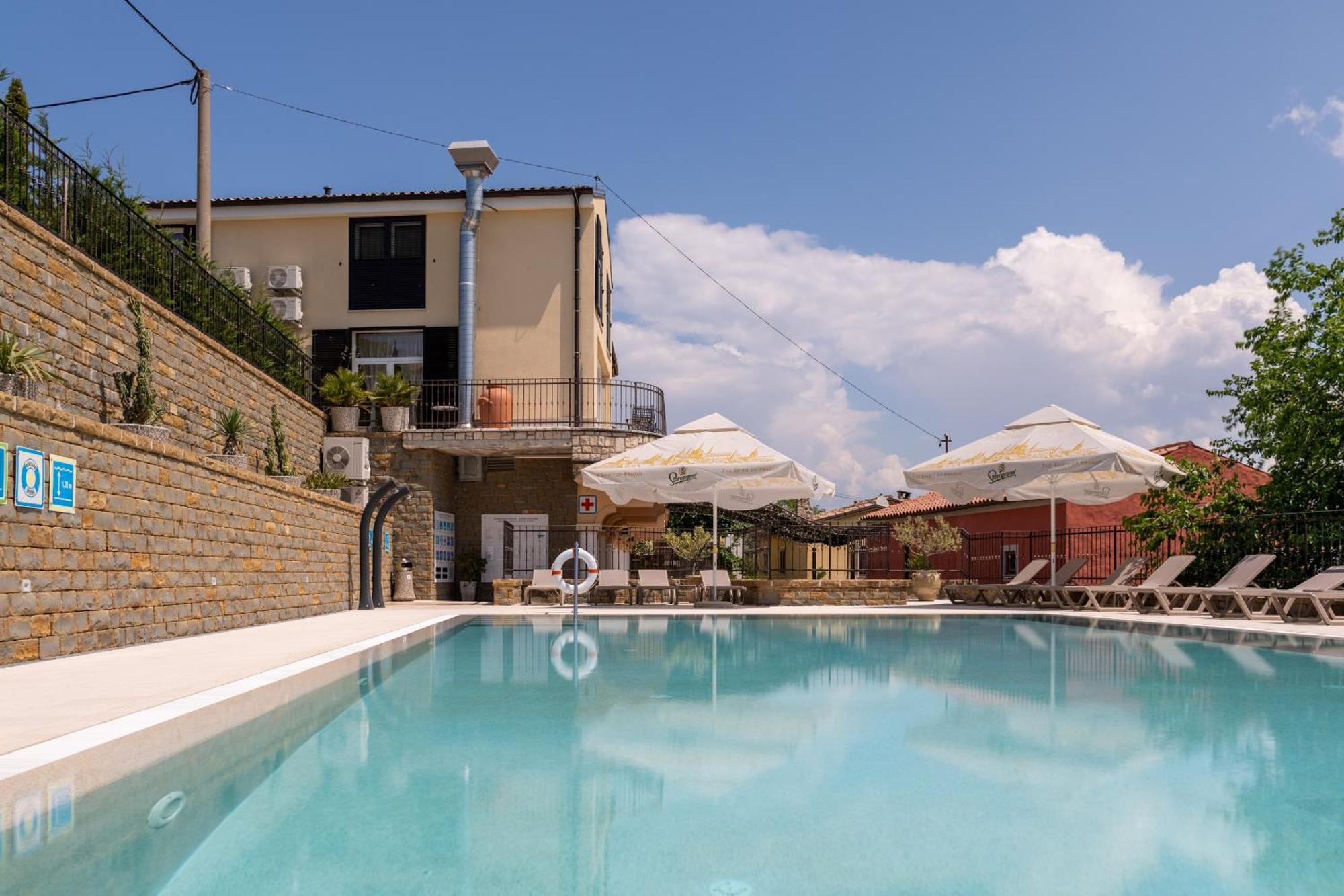 Hotel Stara Sola - Oleander Resort Korte Exteriér fotografie