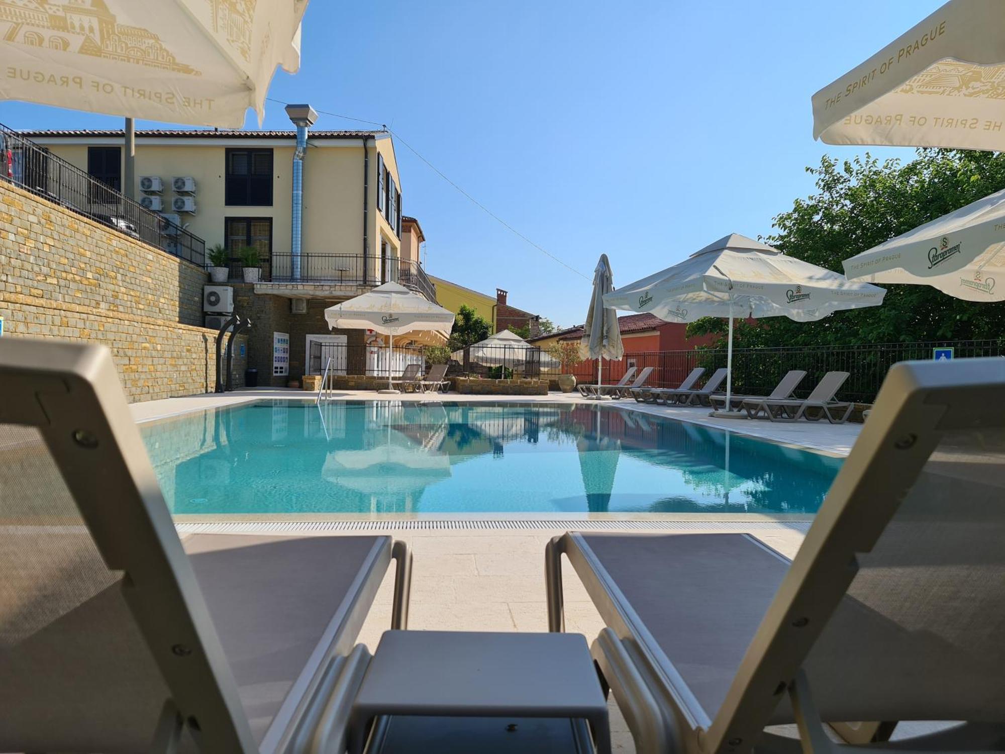 Hotel Stara Sola - Oleander Resort Korte Exteriér fotografie